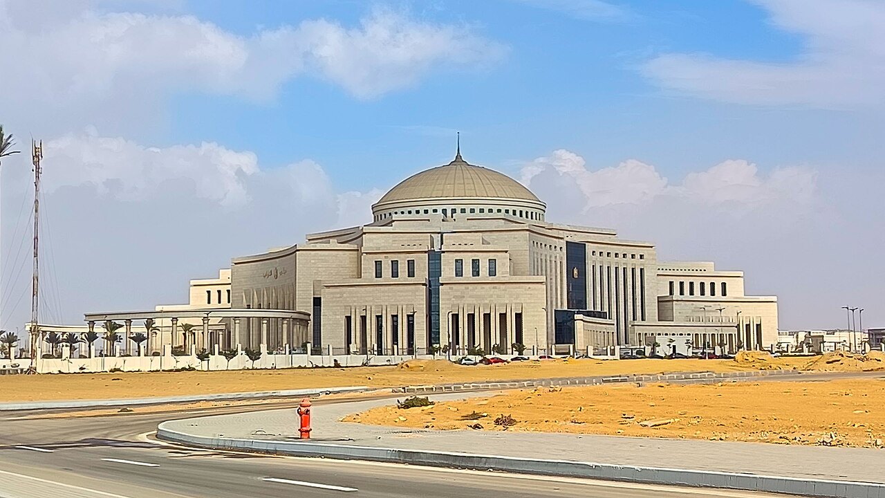 السيسي يدعو البرلمان لجلسة طارئة لتفويض التحرك دفاعًا عن السعودية إذا طلبت الرياض