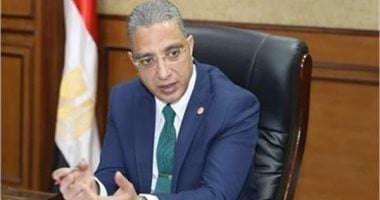 محافظ الجيزة يوجه رؤساء الأحياء بتكثيف التواجد الميدانى ومنع الإشغالات