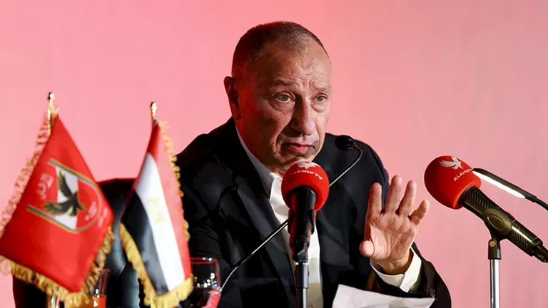 الخطيب يوجه رسالة تحذيرية للاعبي الأهلي (فيديو)