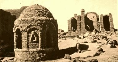 مقابر البجوات بالوادى الجديد.. أسرار مدينة الموتى وفنون المسيحية المبكرة «صور»